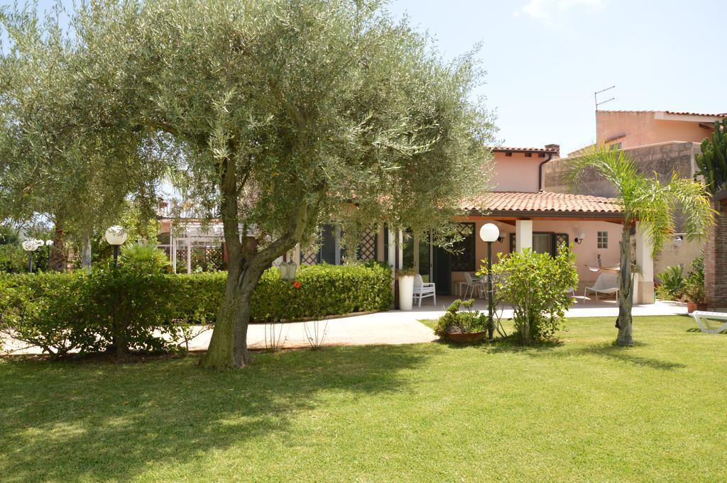 Villa Paola Fontane Bianche Luaran gambar
