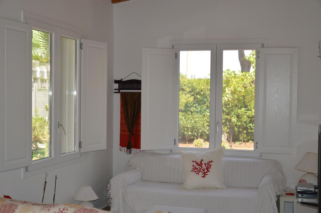 Villa Paola Fontane Bianche Luaran gambar